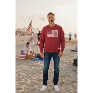 Life is Good Sweatshirt Large Red American Flag Crewneck Mens Distressed Graphic